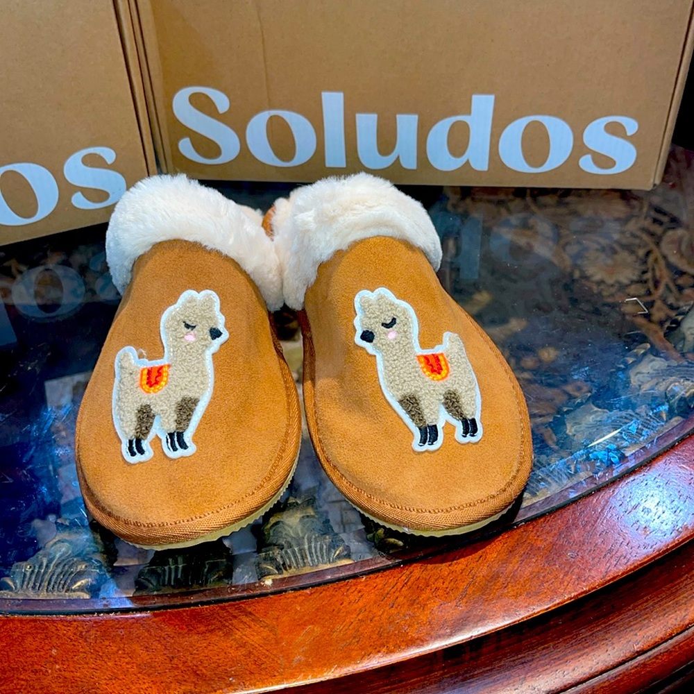 COPY - Soludos Cozy Llamas Slippers
